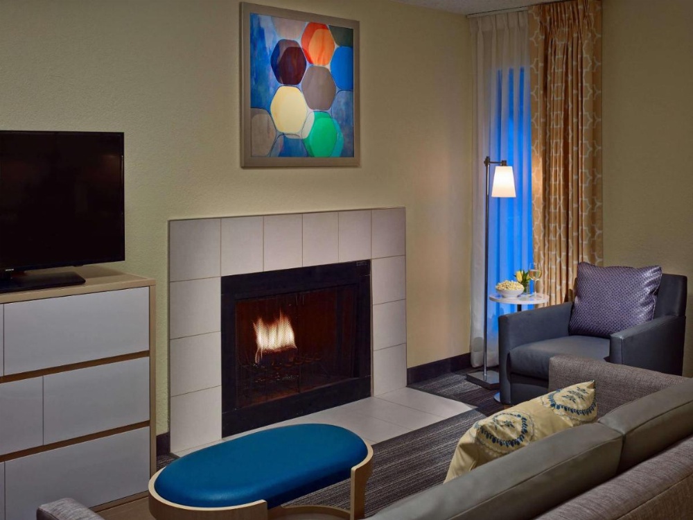 Room image 3