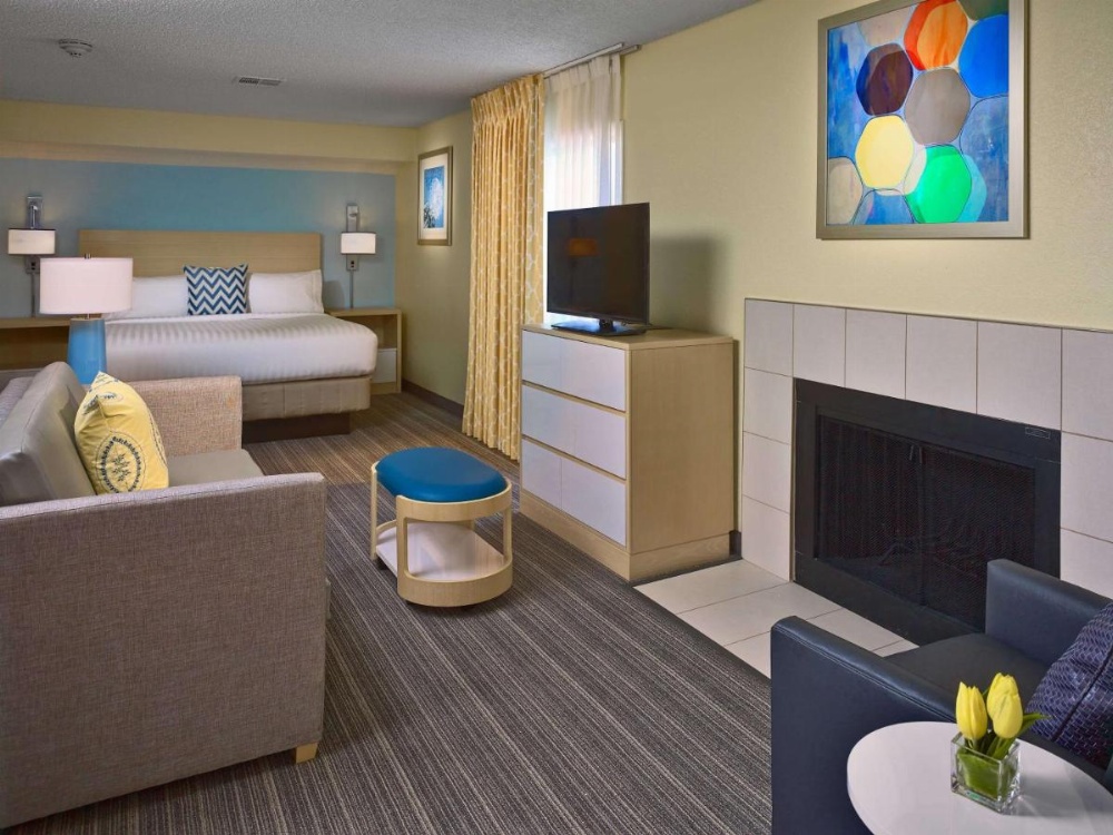 Room image 2