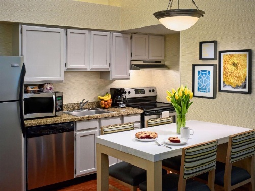 Sonesta ES Suites Colorado Springs image 6